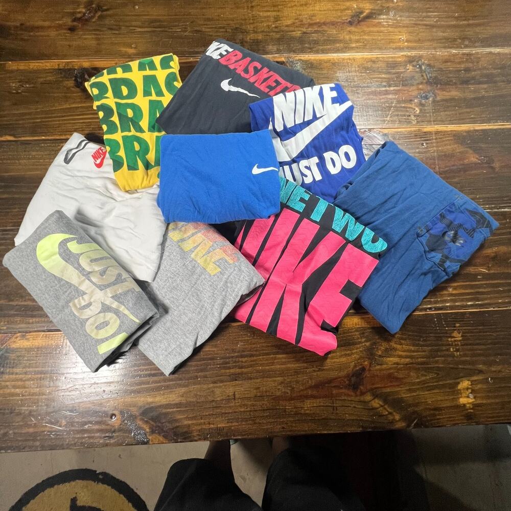 Nike T-Shirt Lot of 9 Men’s Size Medium Basketball Hoops Streetwear Graphic